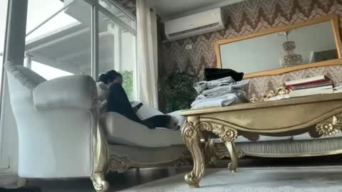 Snapshot of drresa chatting on 03.03.25 Dr. Resa online show from 03.03.25