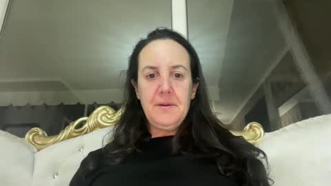 Snapshot of drresa chatting on 03.07.25 Dr. Resa online show from 03.07.25