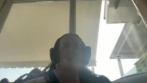 Snapshot of drresa chatting on 03.08.25 Dr. Resa online show from 03.08.25