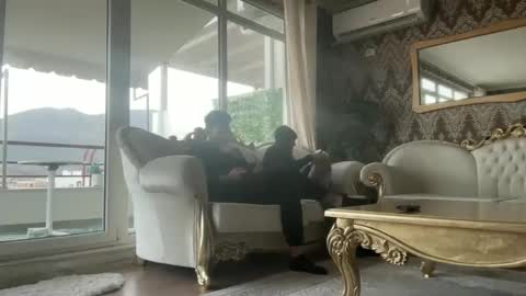 Snapshot of drresa chatting on 03.08.25 Dr. Resa online show from 03.08.25