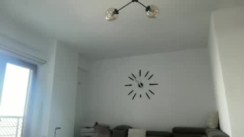 Snapshot of drresa chatting on 12.20.25 Dr. Resa online show from 12.20.25