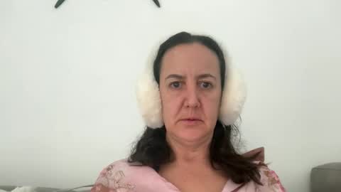 Snapshot of drresa chatting on 01.13.26 Dr. Resa online show from 01.13.26