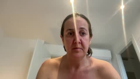 Snapshot of drresa chatting on 03.14.26 Dr. Resa online show from 03.14.26