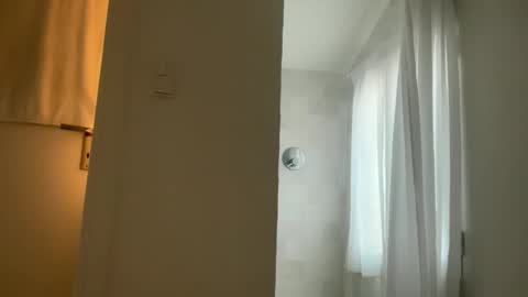 Snapshot of drresa chatting on 03.20.26 Dr. Resa online show from 03.20.26