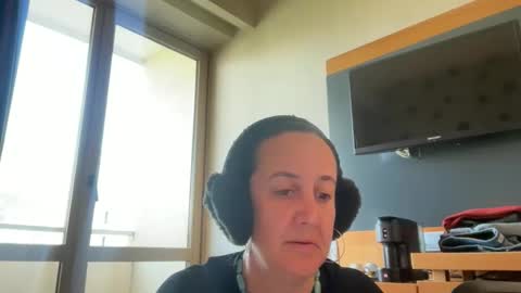 Snapshot of drresa chatting on 03.21.26 Dr. Resa online show from 03.21.26