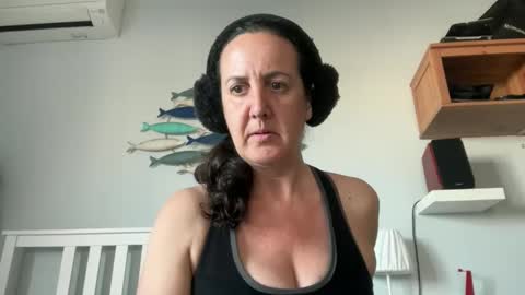 Snapshot of drresa chatting on 04.09.26 Dr. Resa online show from 04.09.26