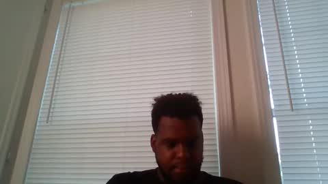Snapshot of dsmoov_ chatting on 09.17.25 SmoovFanz online show from 09.17.25