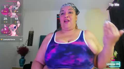 Snapshot of dubraska1 chatting on 09.17.25 Dubraska online show from 09.17.25