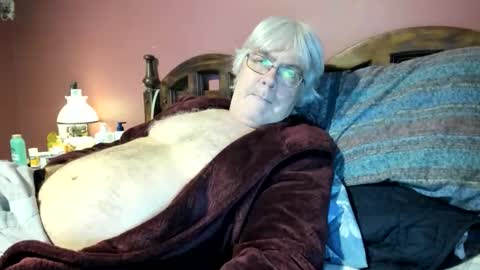 Snapshot of dug38 chatting on 04.18.26 Doug online show from 04.18.26