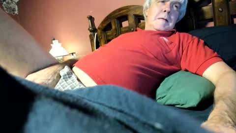 Snapshot of dug38 chatting on 05.18.26 Doug online show from 05.18.26