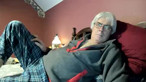 Snapshot of dug38 chatting on 05.31.26 Doug online show from 05.31.26