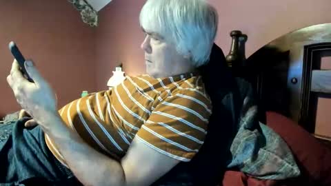 Snapshot of dug38 chatting on 06.08.26 Doug online show from 06.08.26