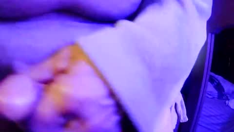 Snapshot of duh541228490531 chatting on 02.28.25 nomadjon online show from 02.28.25