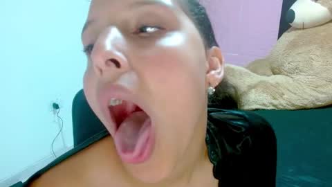 dulce1609 online show from 02.14.25