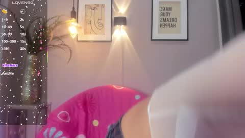 dulce__fiore07 online show from 10.24.25