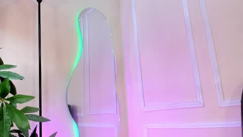 dulce__fiore07 online show from 12.19.25