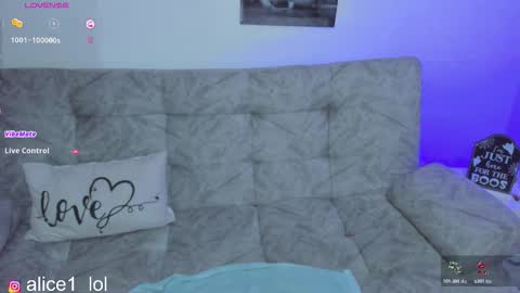 Snapshot of dulce_alice_ chatting on 10.25.25 ALICE online show from 10.25.25