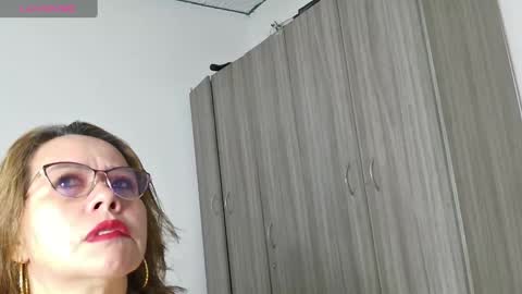 Snapshot of dulce_anahi_ chatting on 11.01.25 Im Dulce online show from 11.01.25