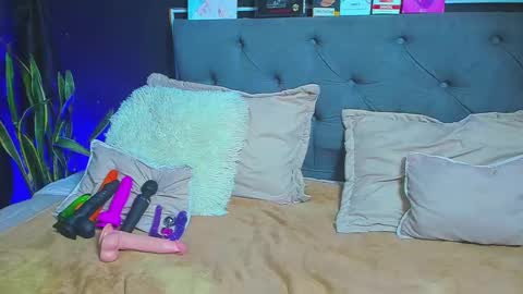 C E L E S T E  online show from 02.06.25