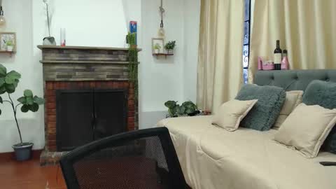 C E L E S T E  online show from 11.05.25