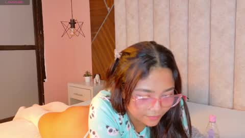 Snapshot of dulce_holy chatting on 06.05.26 DULCE HOLY online show from 06.05.26