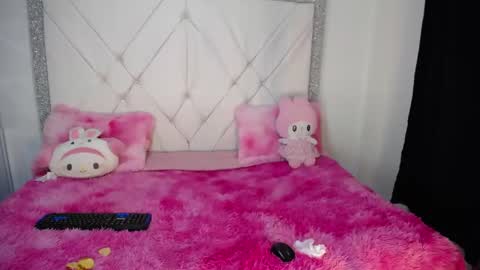 dulce_kiy online show from 05.19.26
