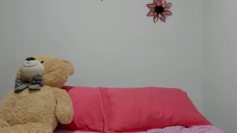 Snapshot of dulce_roberts_ chatting on 12.05.24 Dulce online show from 12.05.24