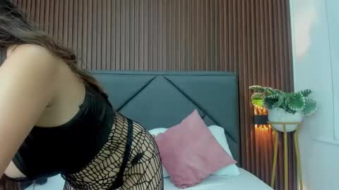 V I C T O R I A online show from 02.11.25