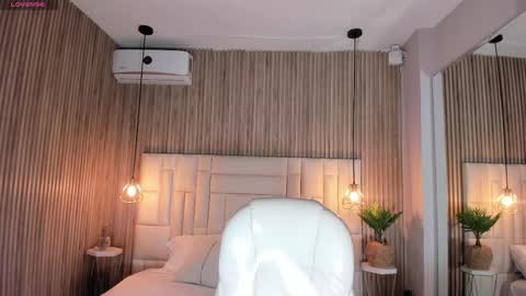 Dulce  online show from 11.27.25