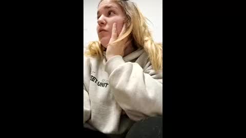 Snapshot of dulcexpecado chatting on 02.26.26 dulcexpecado online show from 02.26.26