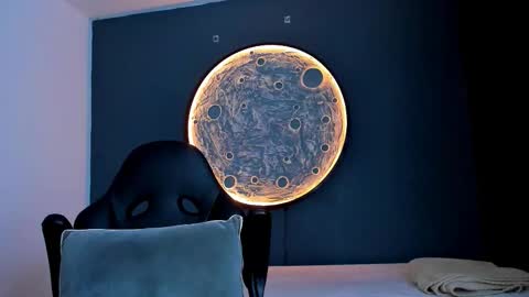 duran_dhikol1 online show from 11.21.25