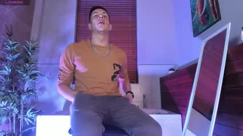 Dustin Sonne online show from 10.29.25