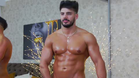 Snapshot of dustinkeent chatting on 12.18.24 Dustin online show from 12.18.24