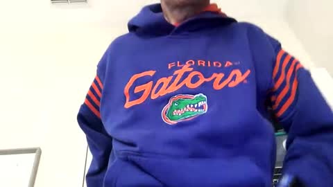 Dustinthesweettalker online show from 12.17.24