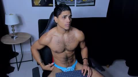 DUSTYN MICHELLE online show from 03.05.26
