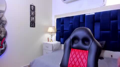 DUSTYN MICHELLE online show from 06.24.26