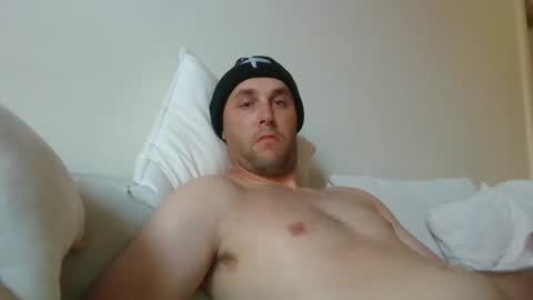 Snapshot of dustyroy09 chatting on 12.03.24 dustyroy09 online show from 12.03.24