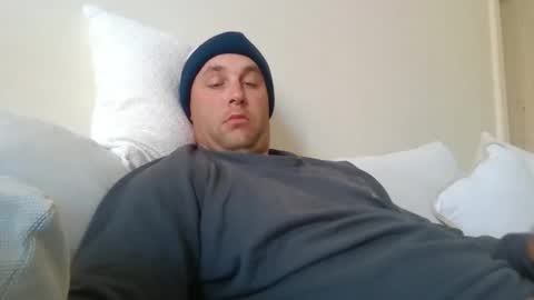 Snapshot of dustyroy09 chatting on 10.04.25 dustyroy09 online show from 10.04.25