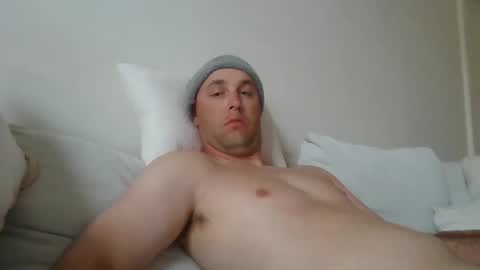 Snapshot of dustyroy09 chatting on 11.28.25 dustyroy09 online show from 11.28.25