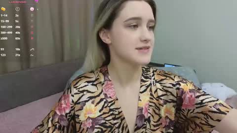 Dusya online show from 02.23.25