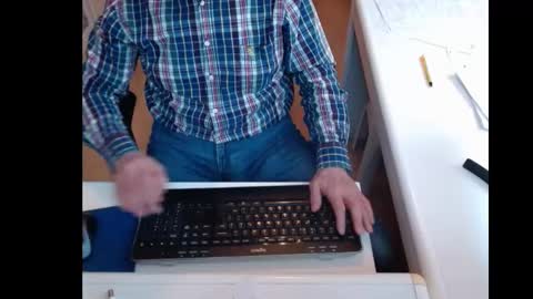 Snapshot of dutchpornking2 chatting on 02.12.25 dutchpornking2 online show from 02.12.25