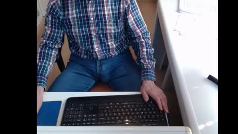 Snapshot of dutchpornking2 chatting on 02.16.25 dutchpornking2 online show from 02.16.25