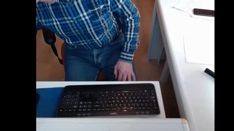 Snapshot of dutchpornking2 chatting on 02.18.25 dutchpornking2 online show from 02.18.25