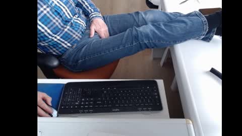 Snapshot of dutchpornking2 chatting on 02.24.25 dutchpornking2 online show from 02.24.25