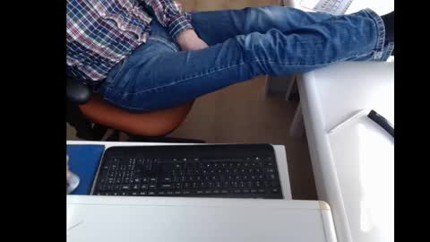 Snapshot of dutchpornking2 chatting on 03.04.25 dutchpornking2 online show from 03.04.25