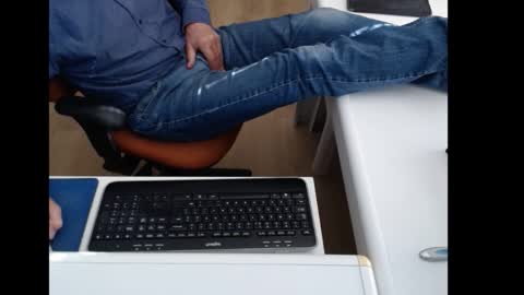 Snapshot of dutchpornking2 chatting on 10.01.25 dutchpornking2 online show from 10.01.25