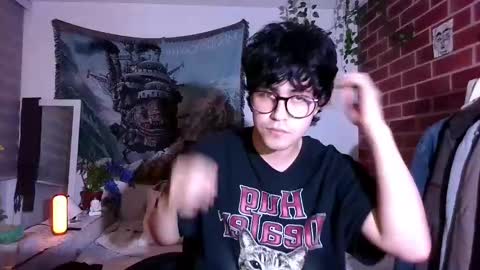 Snapshot of duvetboys chatting on 01.27.25 duvetboys online show from 01.27.25