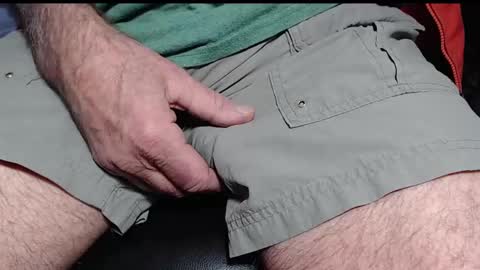 Snapshot of dvd4554 chatting on 02.10.25 gooodcam online show from 02.10.25