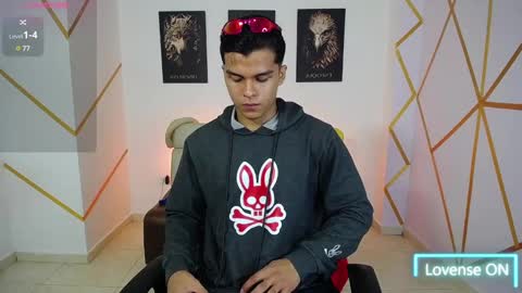 Snapshot of dwayne_brown chatting on 02.11.25 dwayne_brown online show from 02.11.25