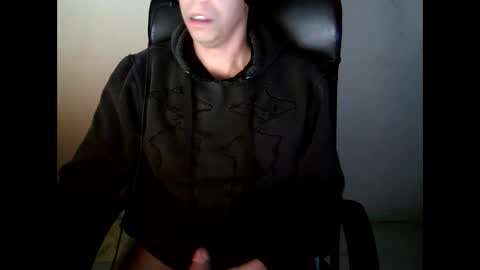 Snapshot of dwaynejamesjackson chatting on 02.01.25 dwaynejamesjackson online show from 02.01.25